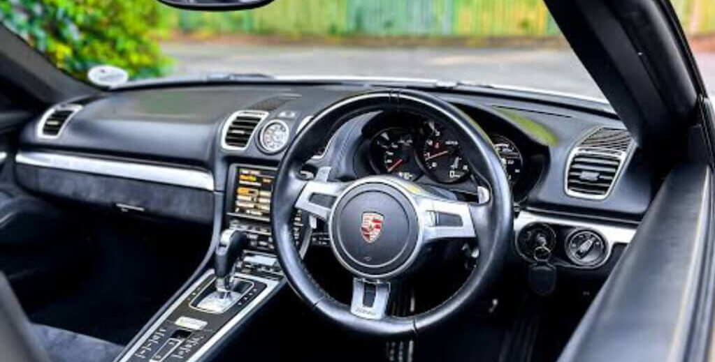 Long-Term & Monthly Luxury Car Hire in Cape Town